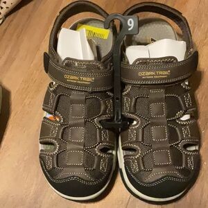 Ozark Trail Kids Brown Sandals